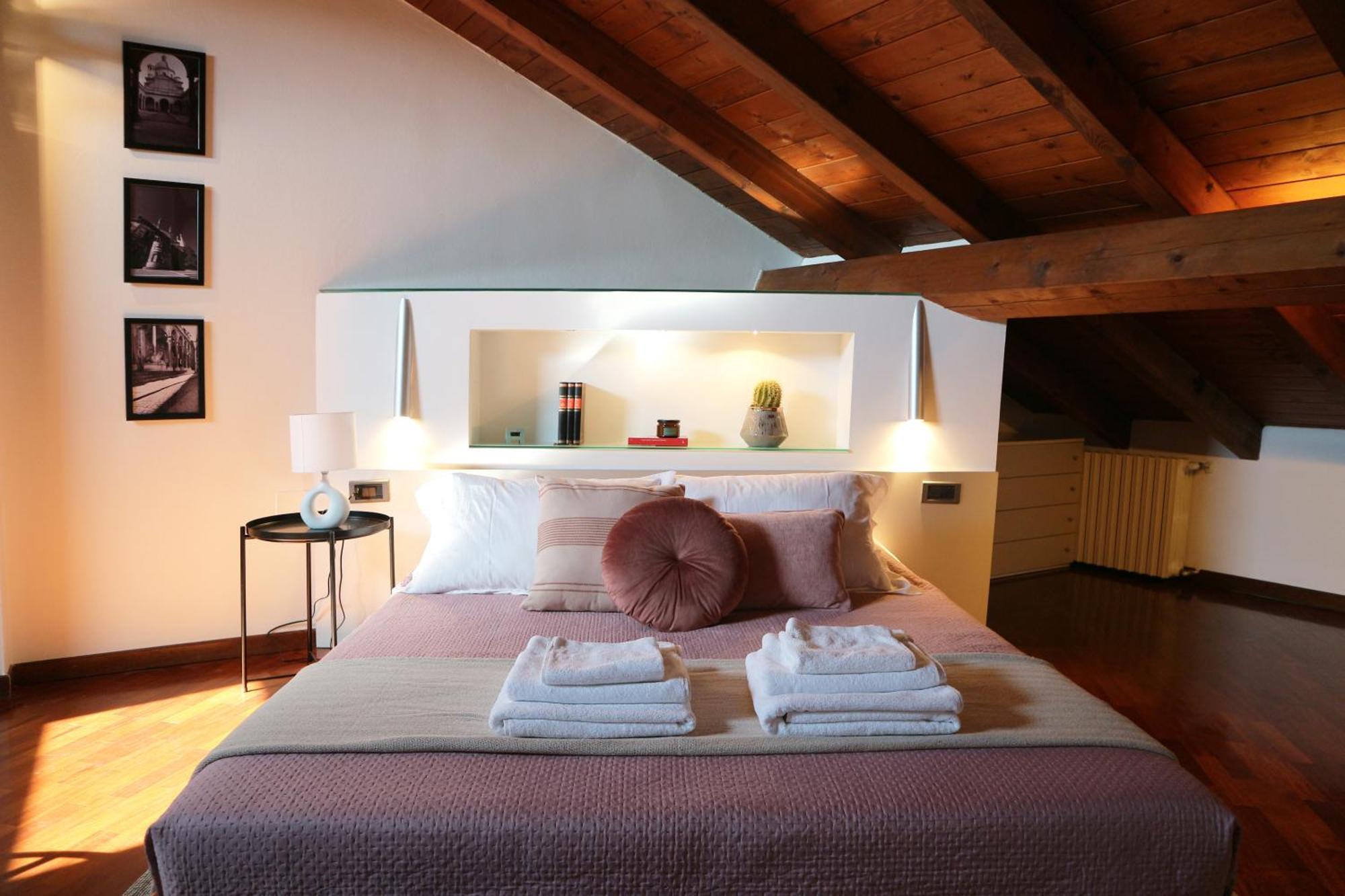 Civico 24 Apartment เกรโมนา ภายนอก รูปภาพ